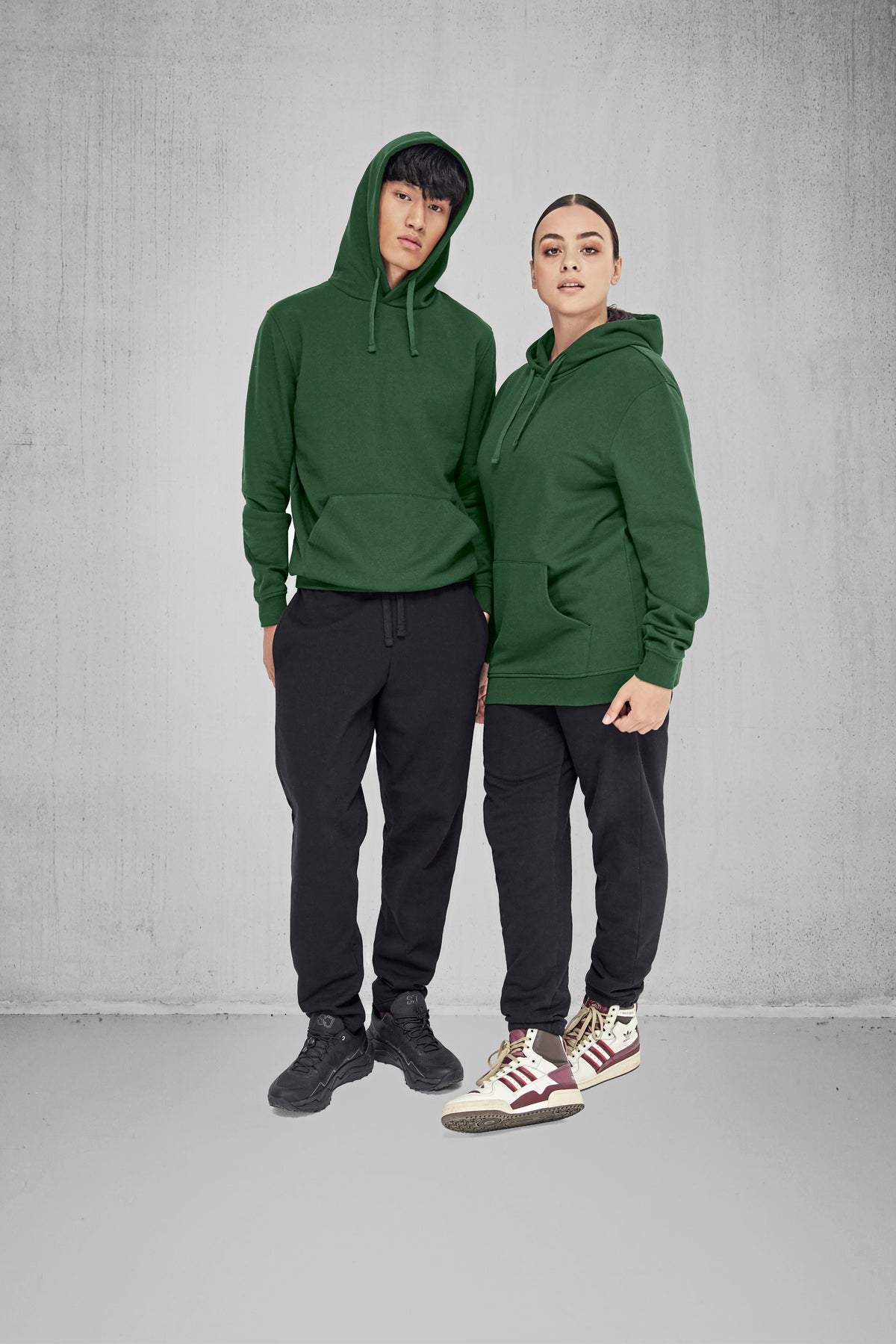 B&C ID.223 Hoodie Unisex - 12 Farben